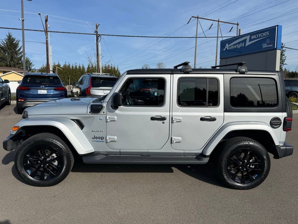 Used 2022 Jeep Wrangler Unlimited Sahara w/ Cold Weather Group image 2