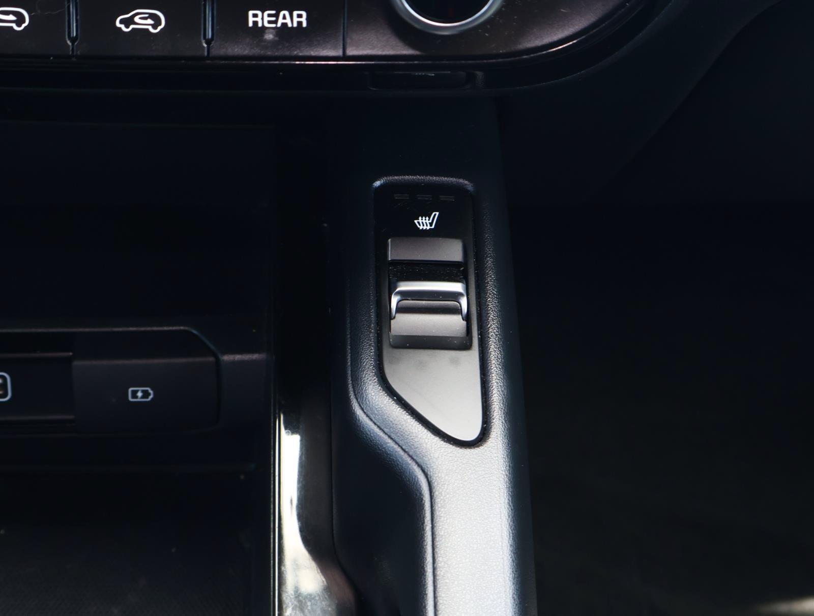 Used 2020 Kia Telluride S AWD/4WD image 25