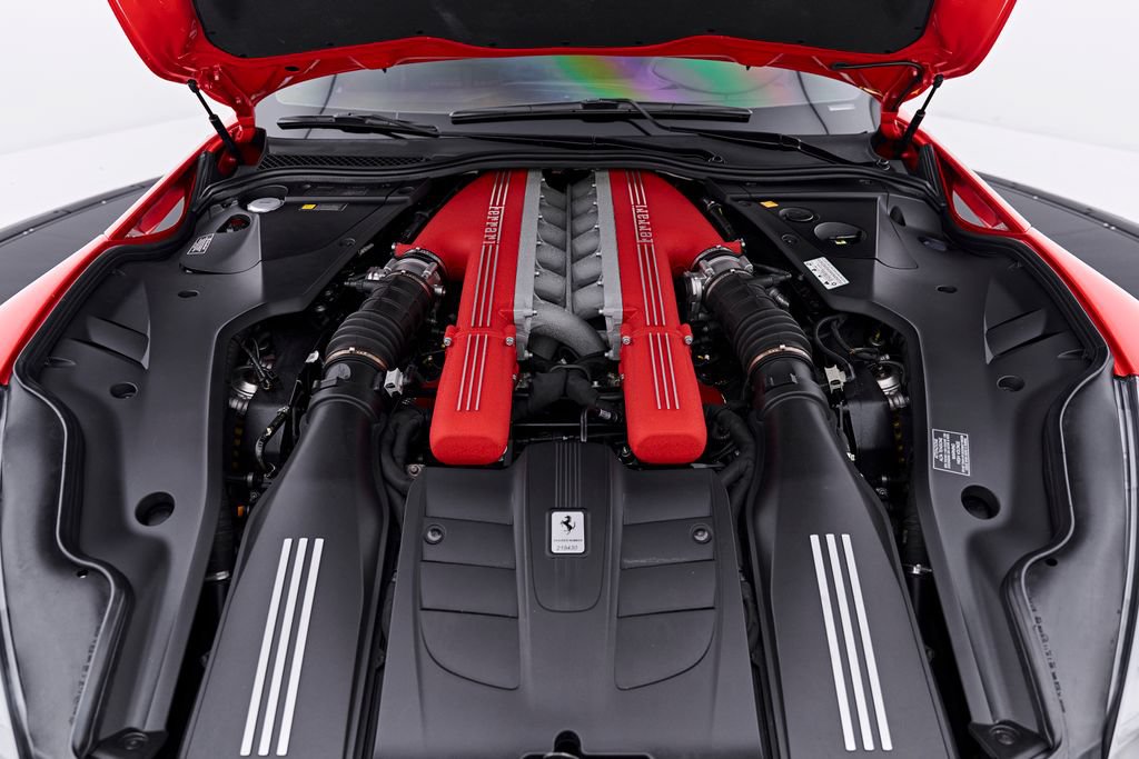 Used 2016 Ferrari F12 Berlinetta RWD image 32