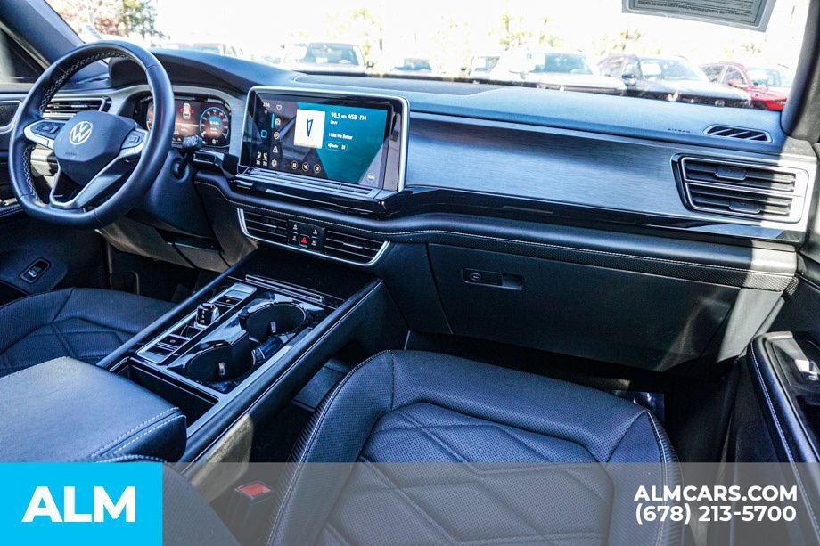 Used 2024 Volkswagen Atlas Cross Sport SE image 23