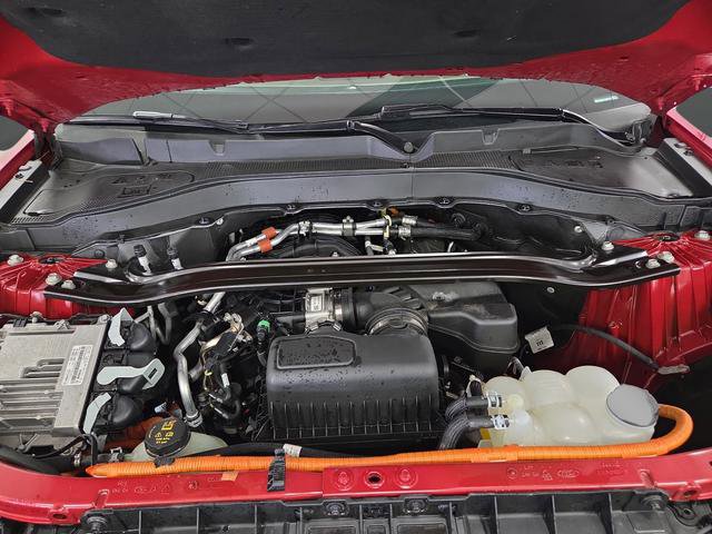 Used 2023 Ford Explorer Platinum w/ Technology Package image 44