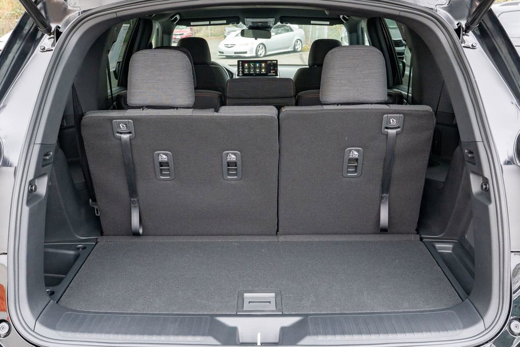 New 2026 Honda Pilot Sport image 13