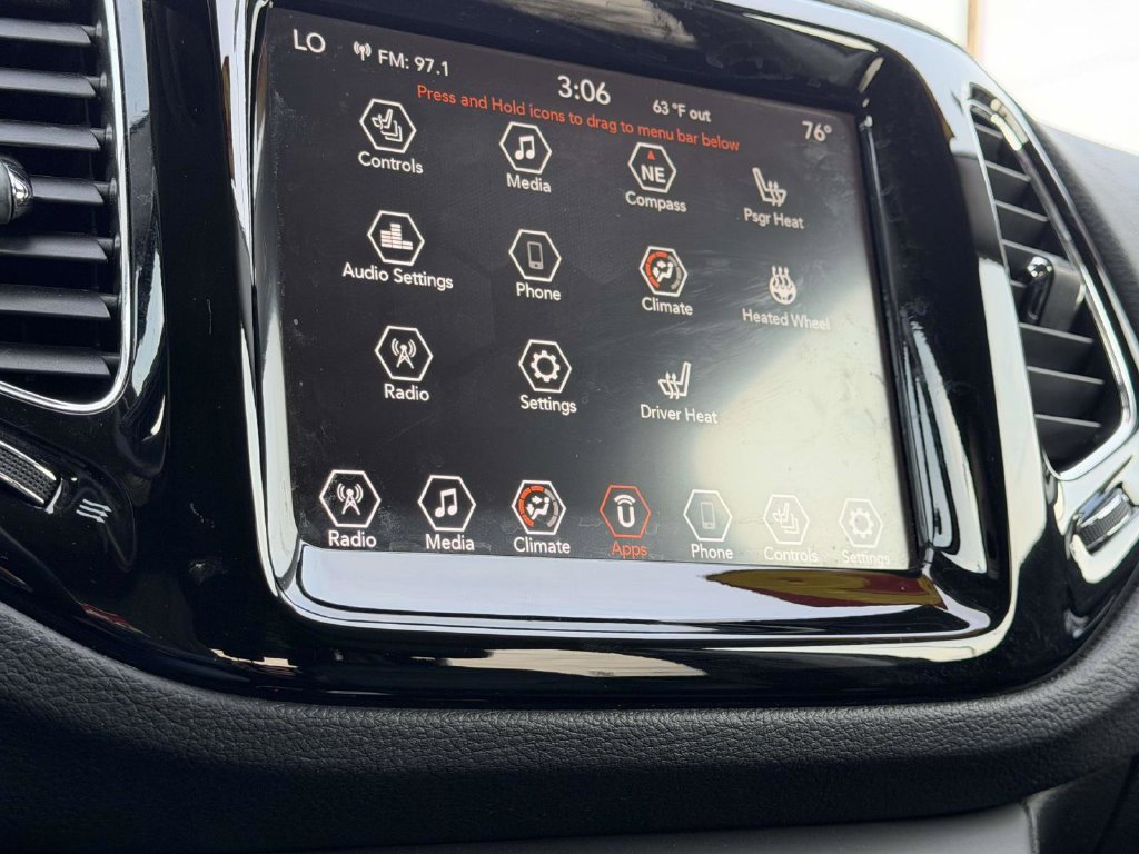 Used 2019 Jeep Compass Limited AWD/4WD image 24