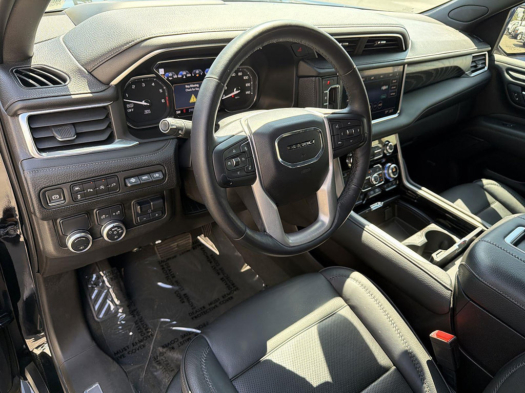 Used 2021 GMC Yukon Denali w/ Denali Ultimate Package RWD image 9