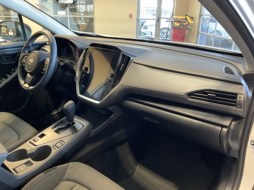 Used 2024 Subaru Crosstrek 2.0i Premium image 17