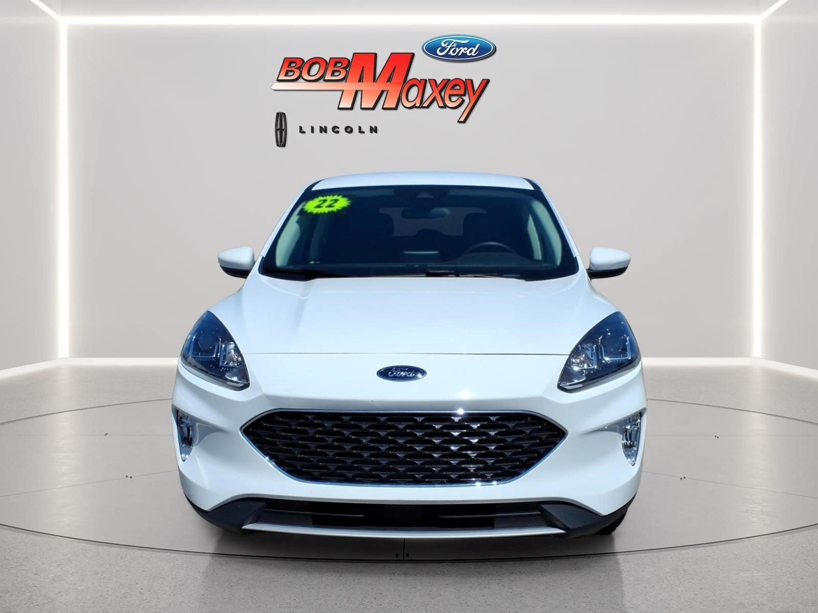 Used 2022 Ford Escape SEL FWD image 2