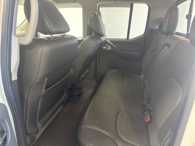 Used 2021 Nissan Frontier PRO-4X w/ Pro-4x Utility Package image 17