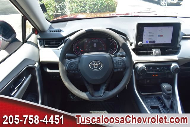 Used 2023 Toyota RAV4 XLE FWD image 27