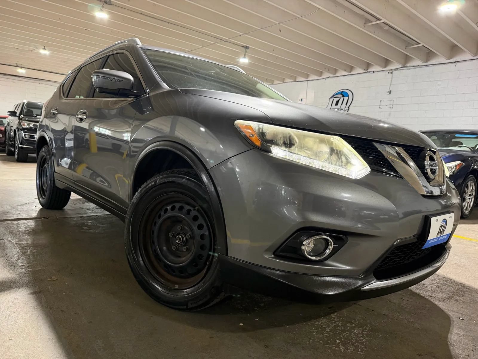 Used 2016 Nissan Rogue SL w/ SL Premium Package AWD/4WD image 4