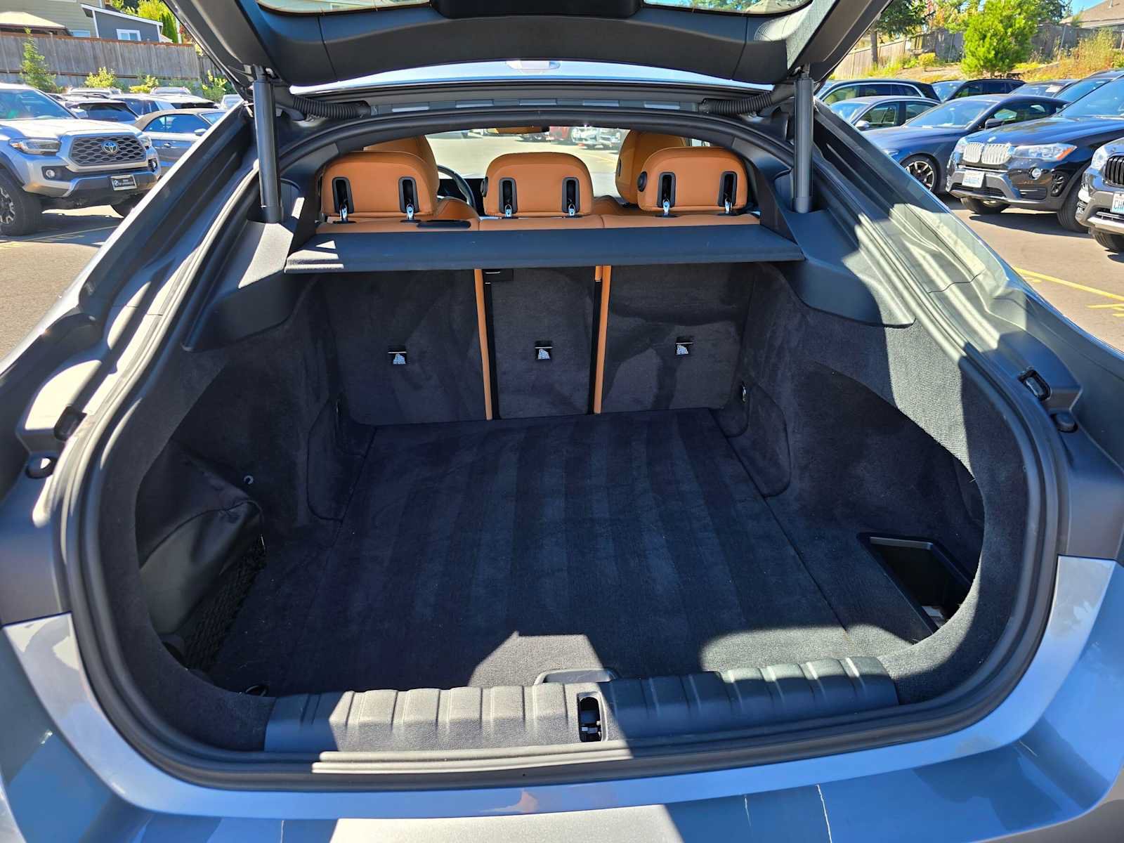 Used 2023 BMW i4 eDrive40 RWD image 14