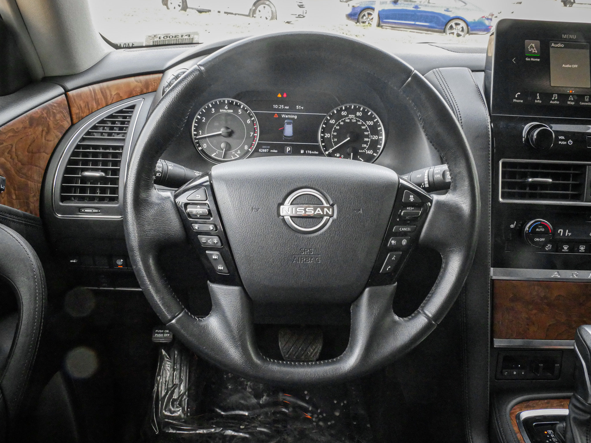 Used 2022 Nissan Armada SL image 17