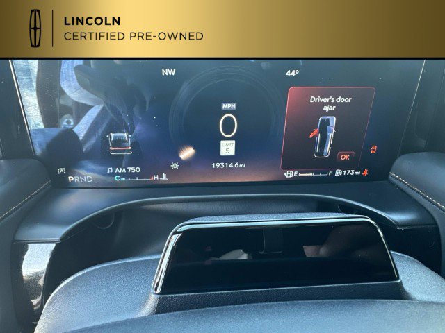 Certified 2025 Lincoln Aviator Black Label image 20