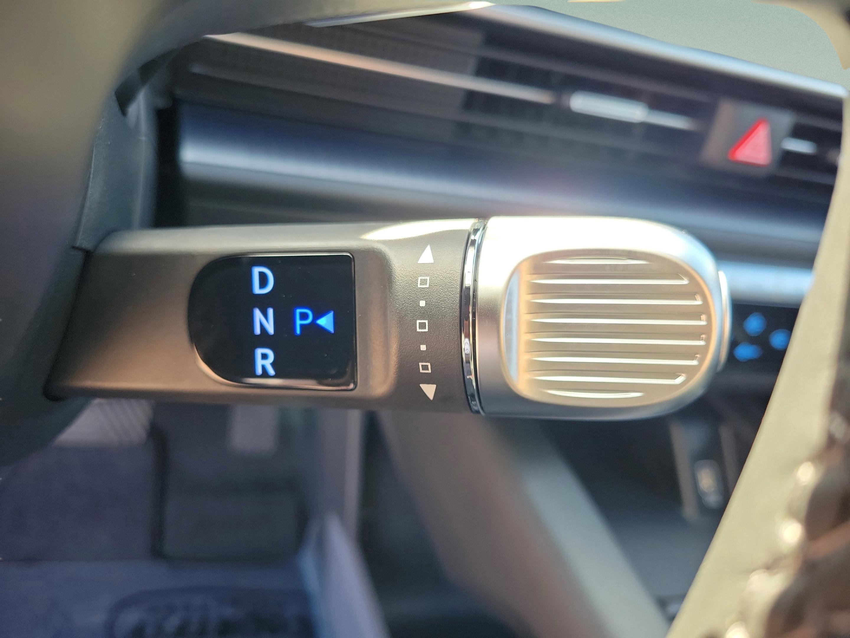 New 2025 Hyundai Ioniq 6 SE image 22