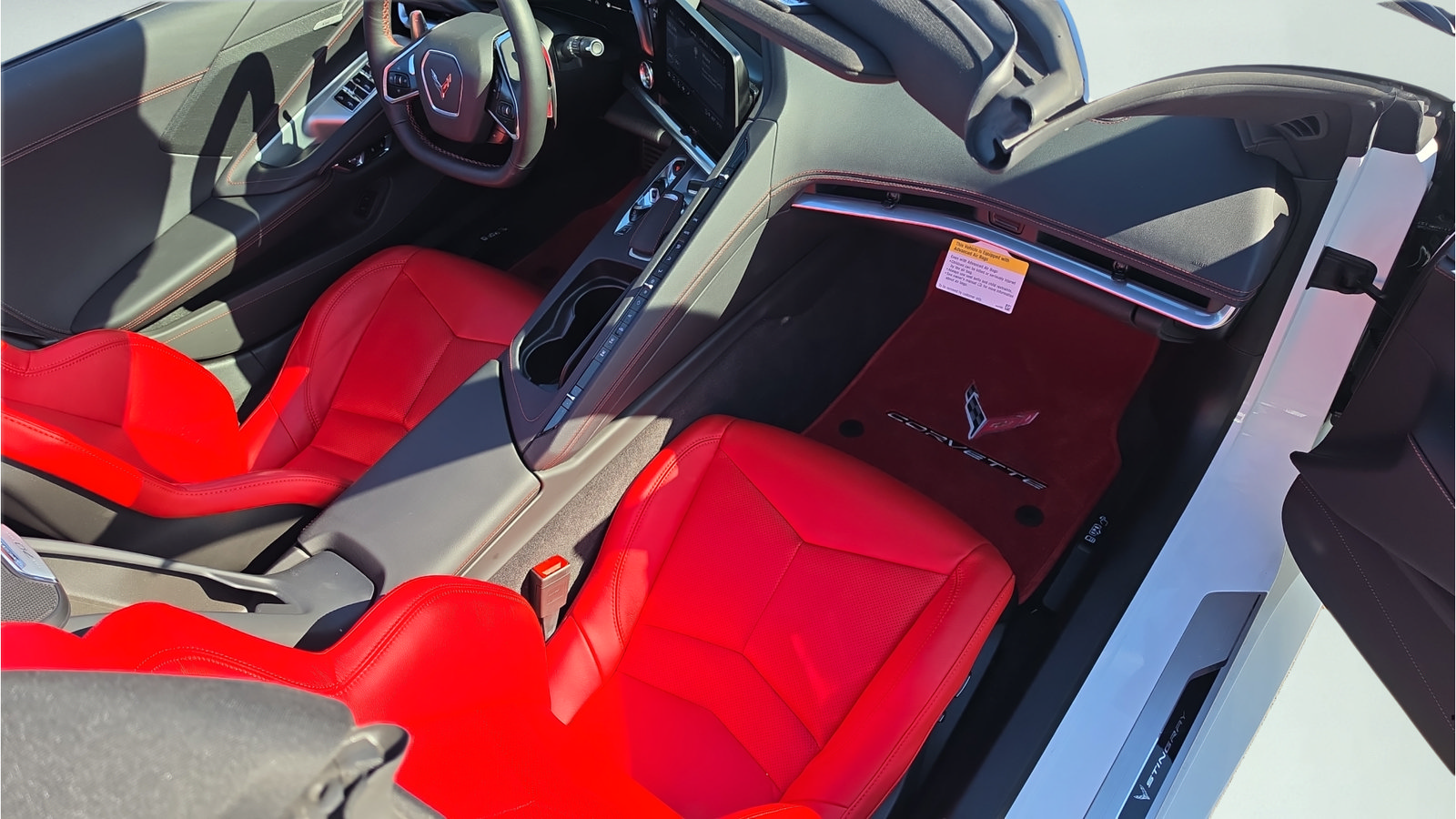 Used 2023 Chevrolet Corvette Stingray Convertible w/ 1LT RWD image 19