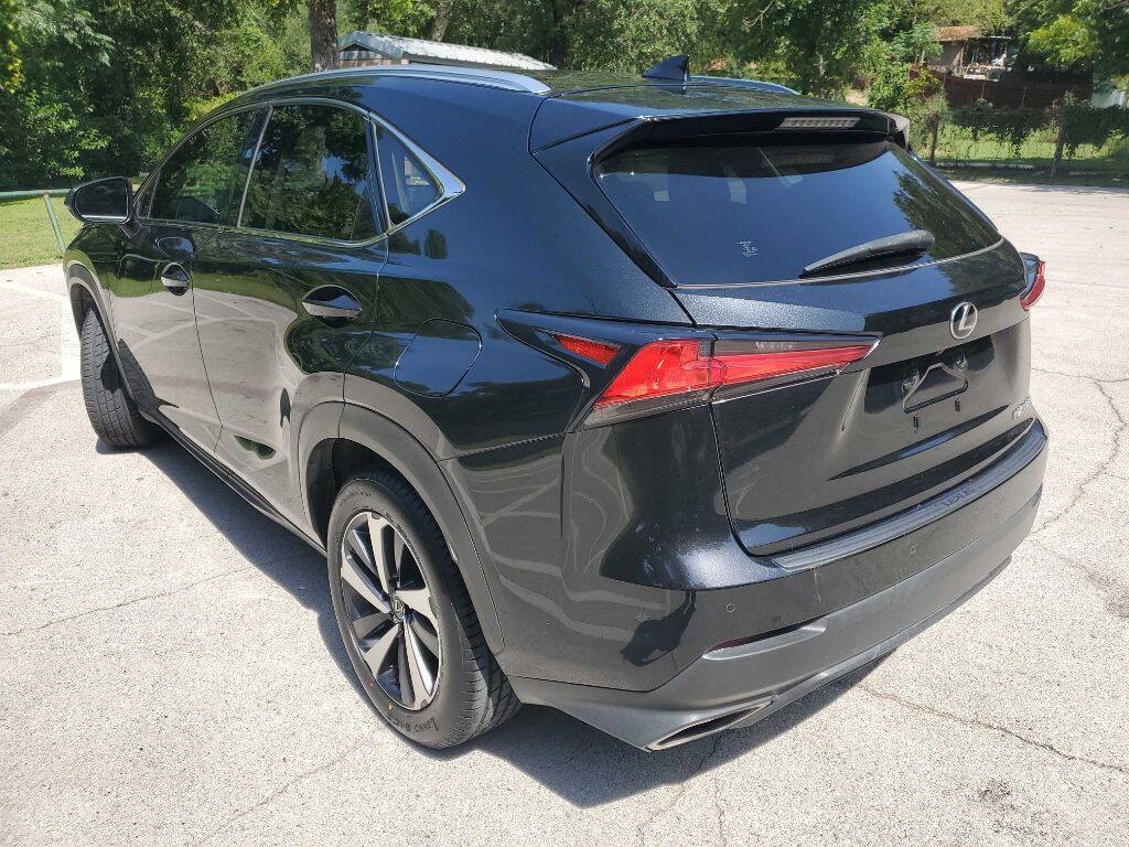 Used 2018 Lexus NX 300 FWD w/ Premium Package image 4