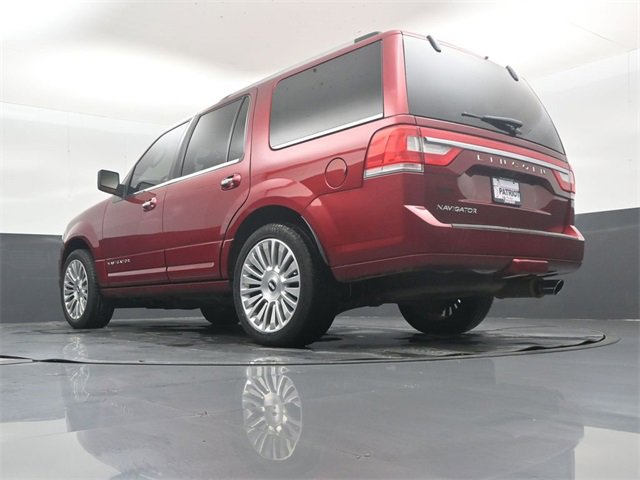 Used 2017 Lincoln Navigator Select image 44
