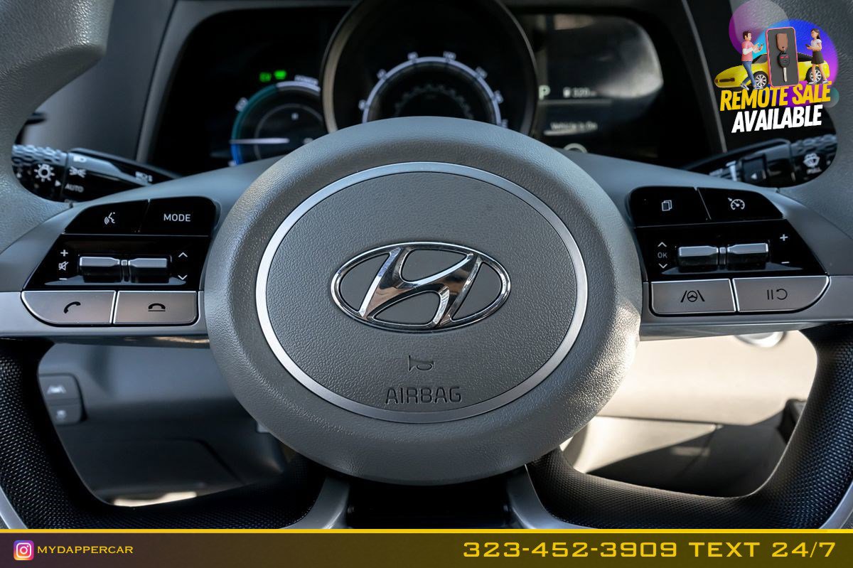 Used 2021 Hyundai Elantra Blue image 22