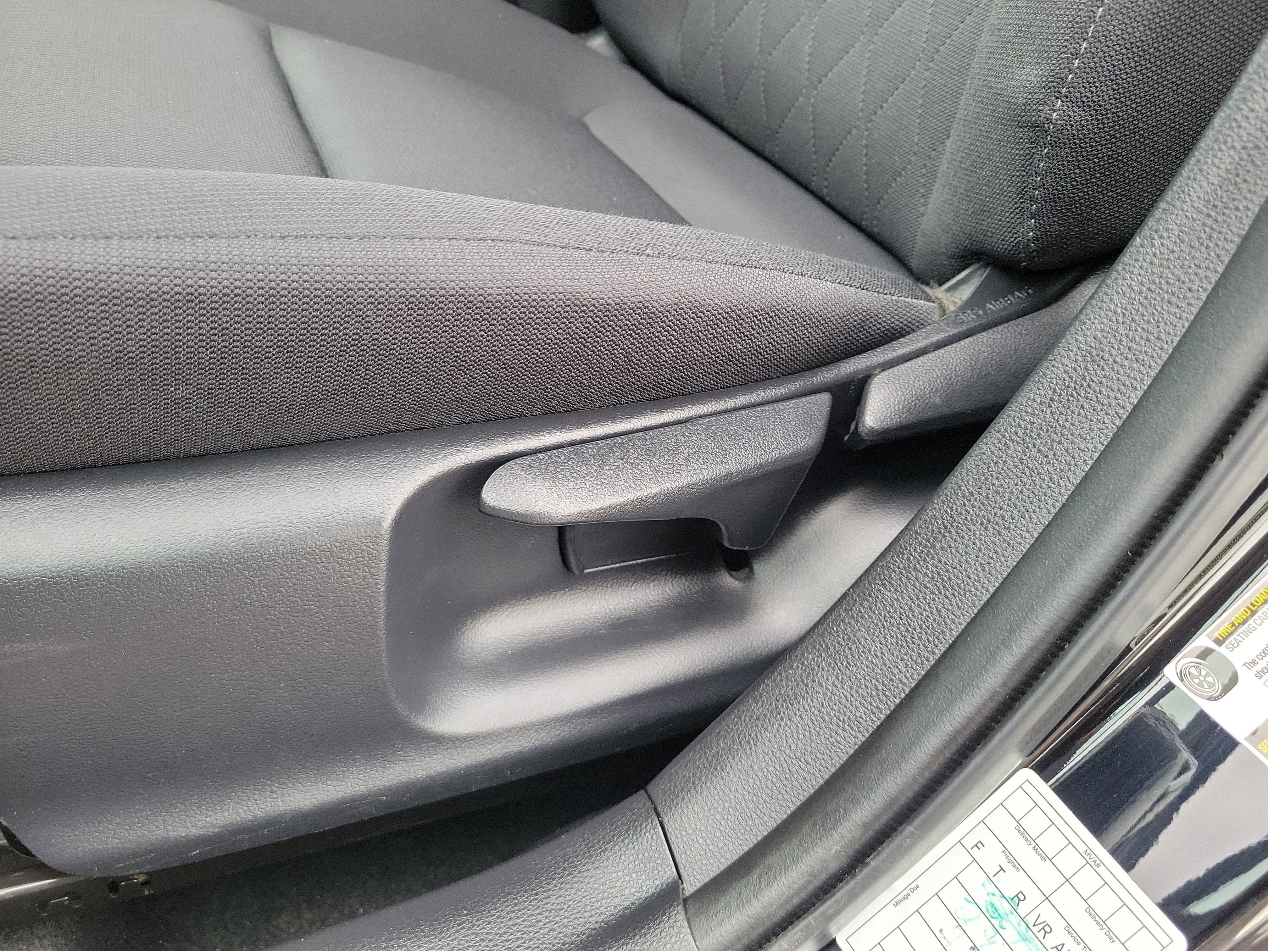 Used 2024 Toyota Corolla LE image 18