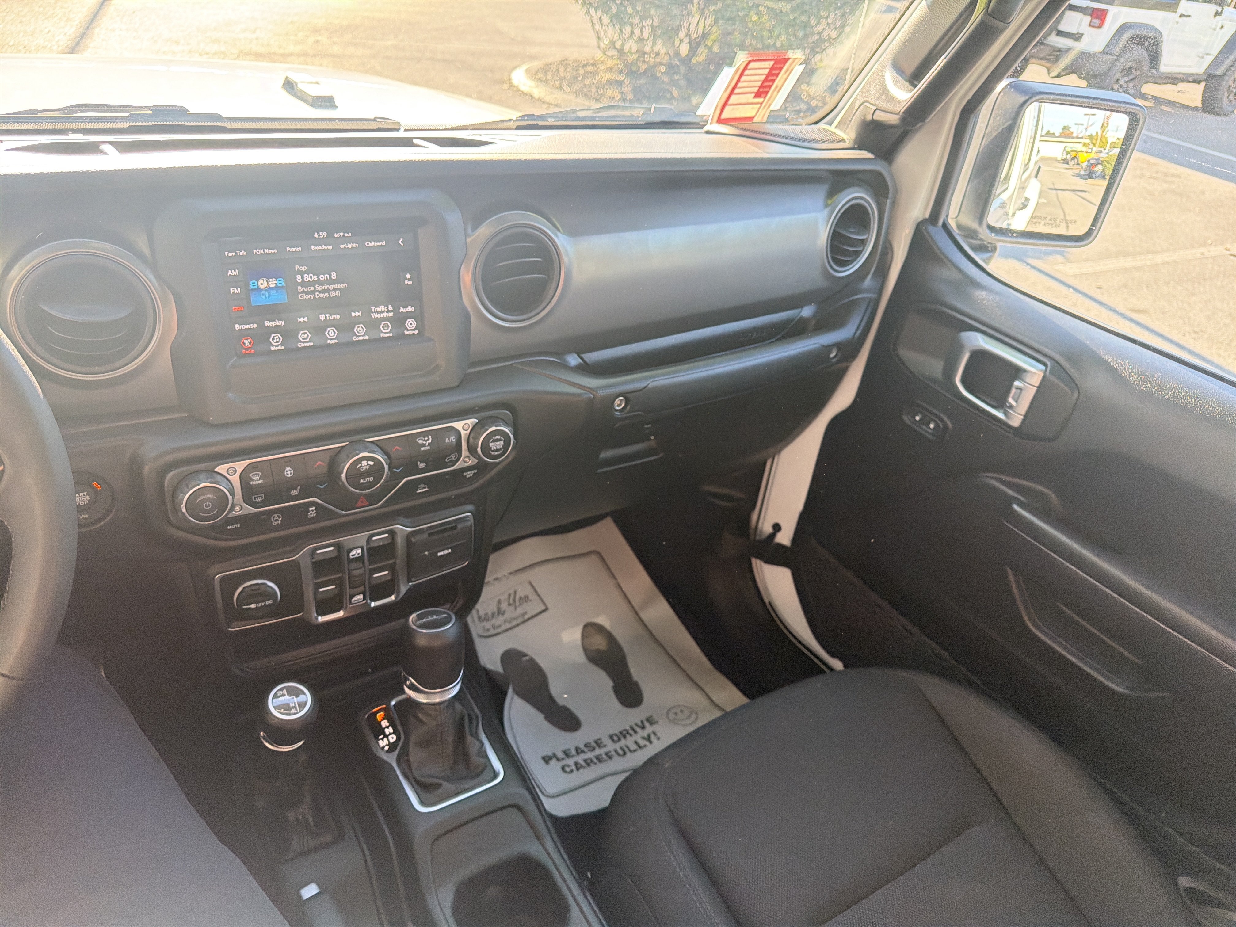 Used 2023 Jeep Gladiator Sport AWD/4WD image 22