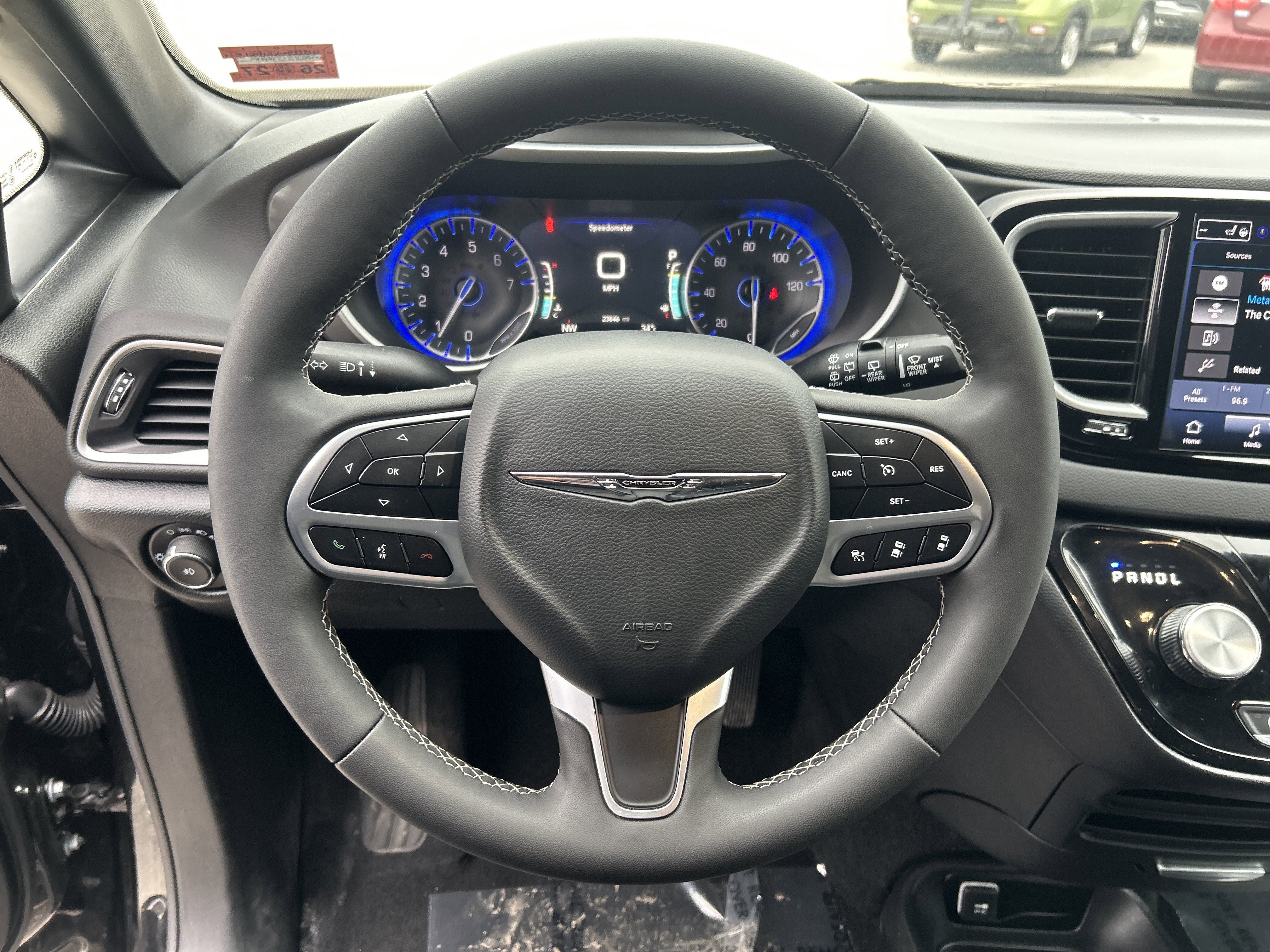 Used 2025 Chrysler Pacifica Select FWD image 22