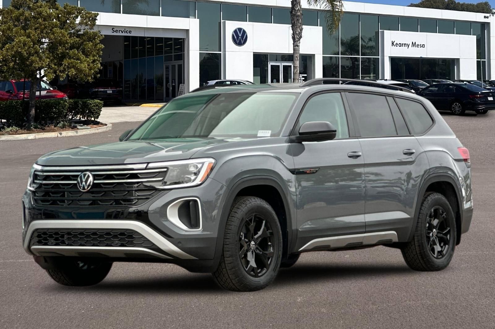 New 2025 Volkswagen Atlas Peak Edition SE AWD/4WD image 8