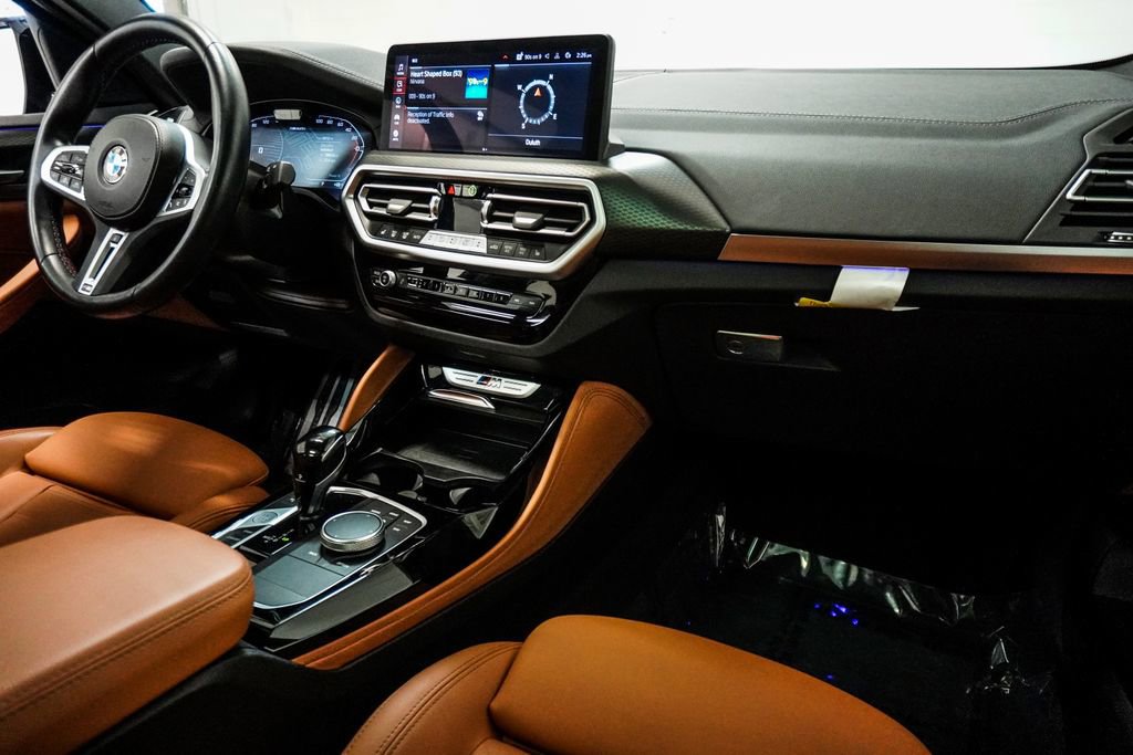 Used 2024 BMW X4 M40i image 13