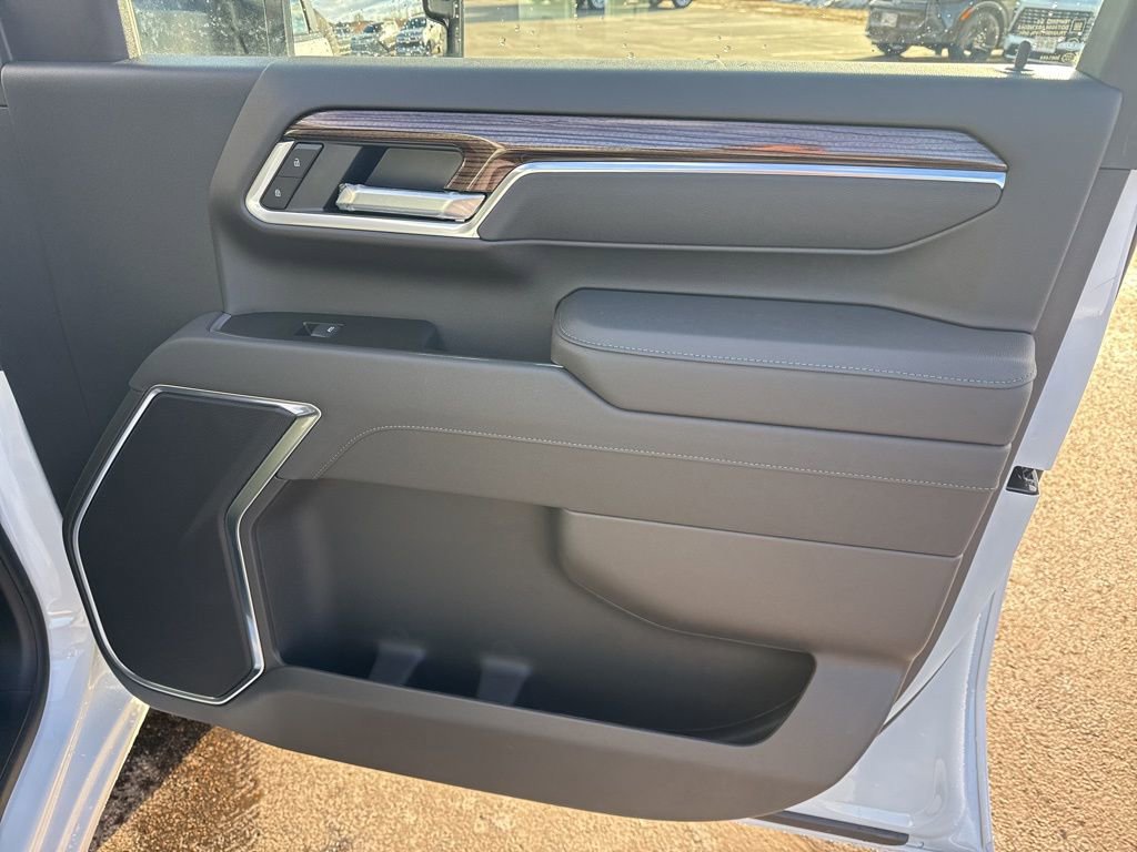 New 2026 Chevrolet Silverado 2500 LT image 40