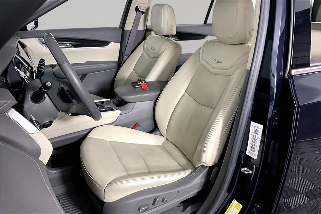 Certified 2021 Cadillac XT6 Premium Luxury FWD image 19