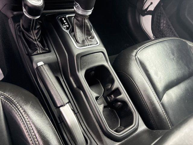 Used 2022 Jeep Wrangler Unlimited Sahara w/ Cold Weather Group image 22