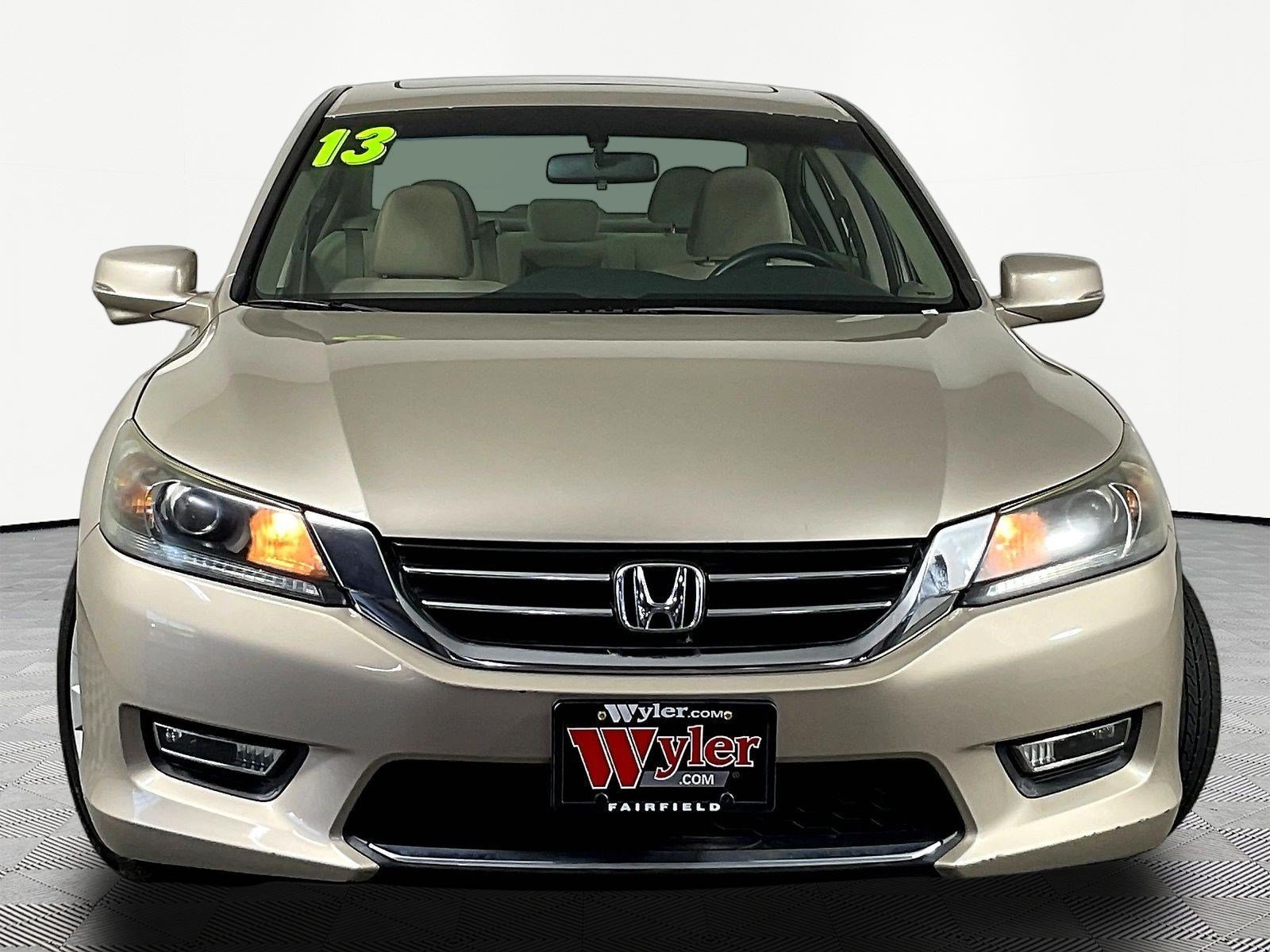 Used 2013 Honda Accord EX image 2