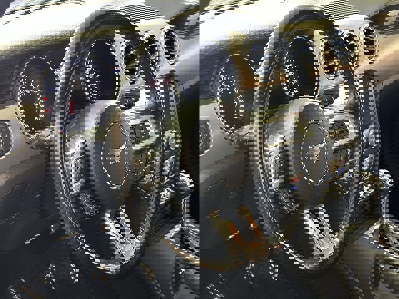 Used 2022 Ford Mustang Premium image 14