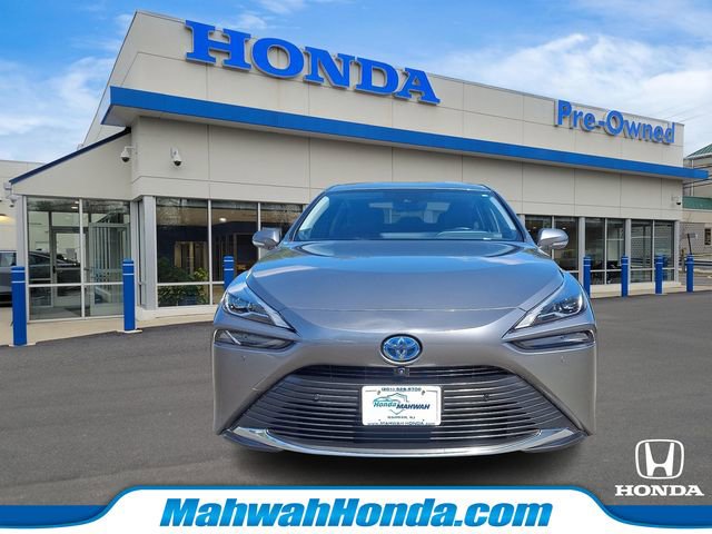 Used 2022 Toyota Mirai XLE w/ Advanced Technology Package image 2