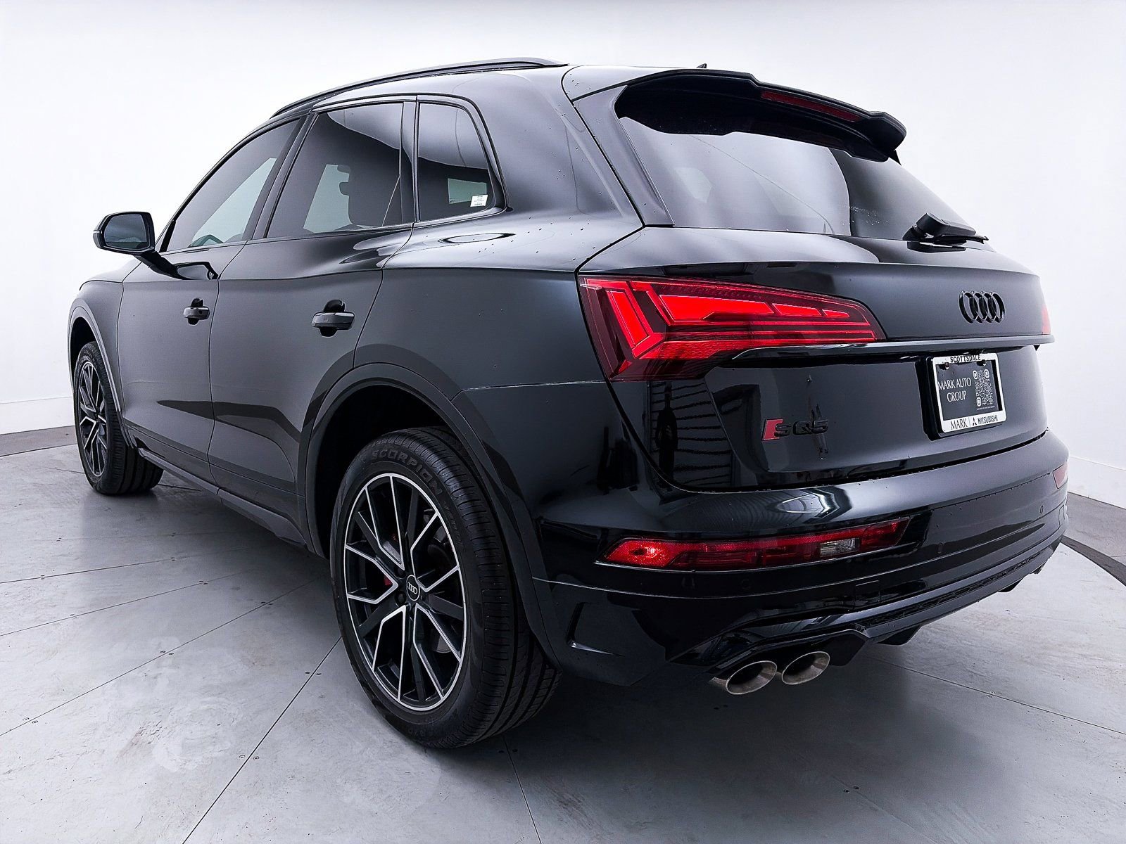 Used 2025 Audi SQ5 Premium Plus AWD/4WD image 14