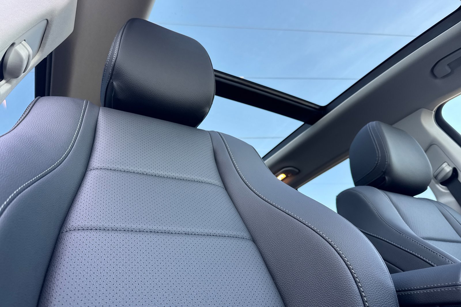 New 2026 Mercedes-Benz GLS 450 4MATIC image 18