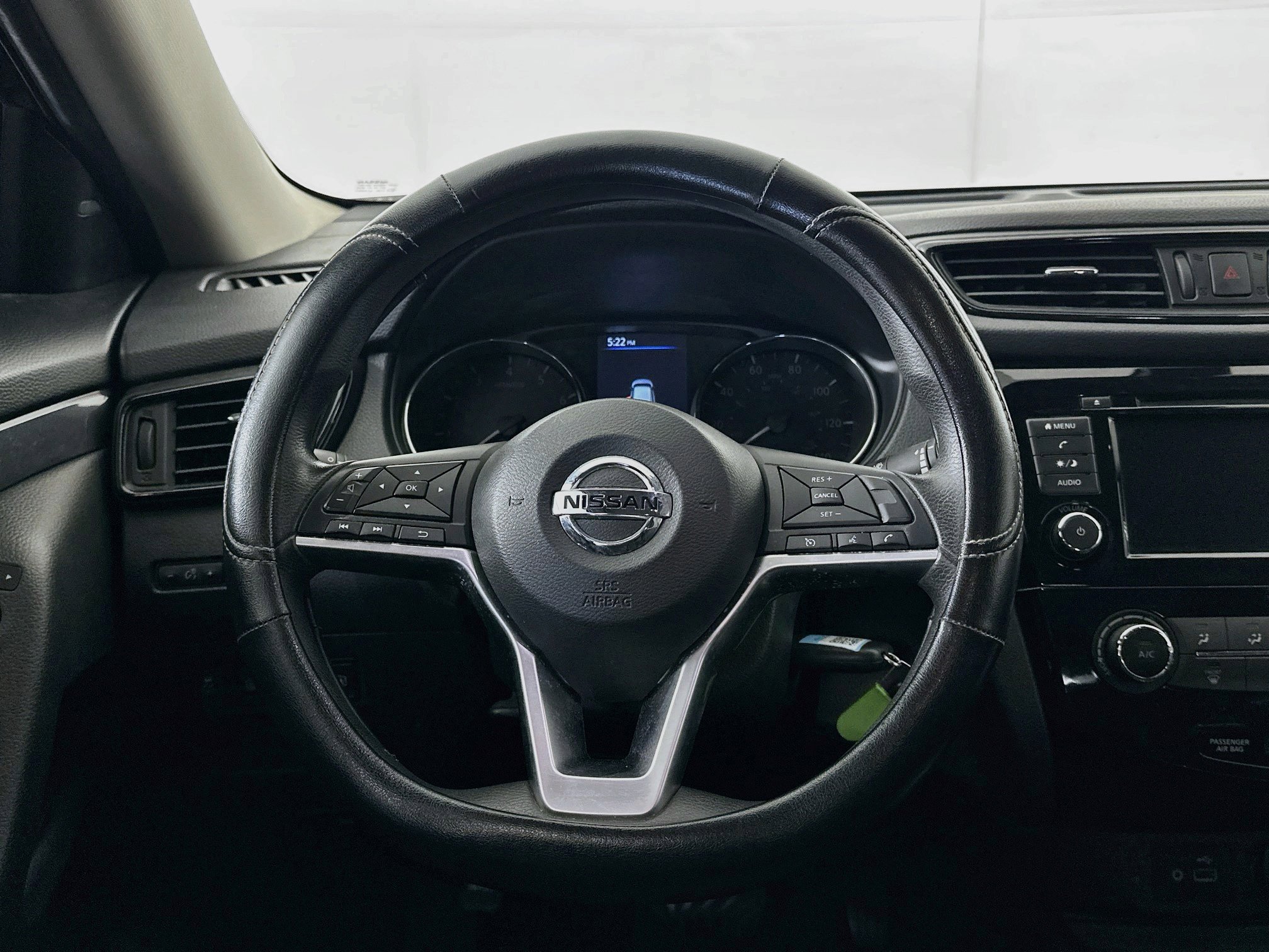 Used 2019 Nissan Rogue S FWD image 18