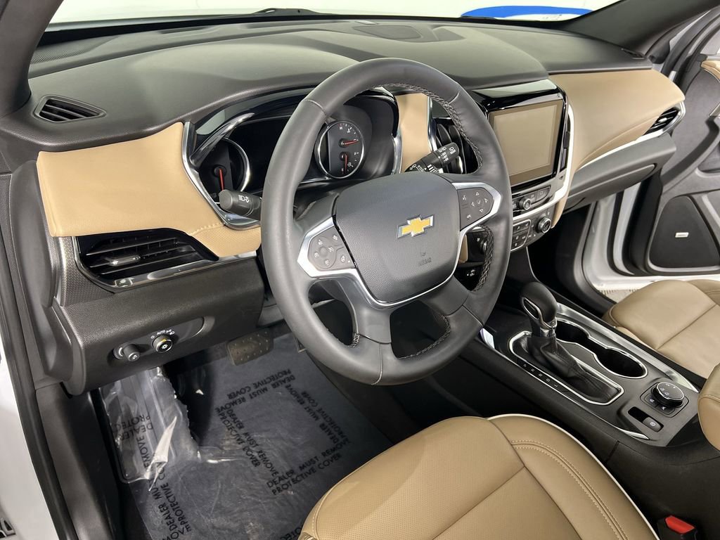Certified 2023 Chevrolet Traverse Premier image 11