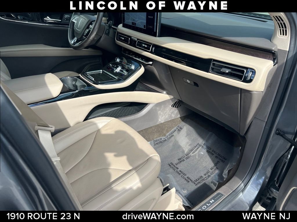 Used 2023 Lincoln Nautilus Reserve AWD/4WD image 25