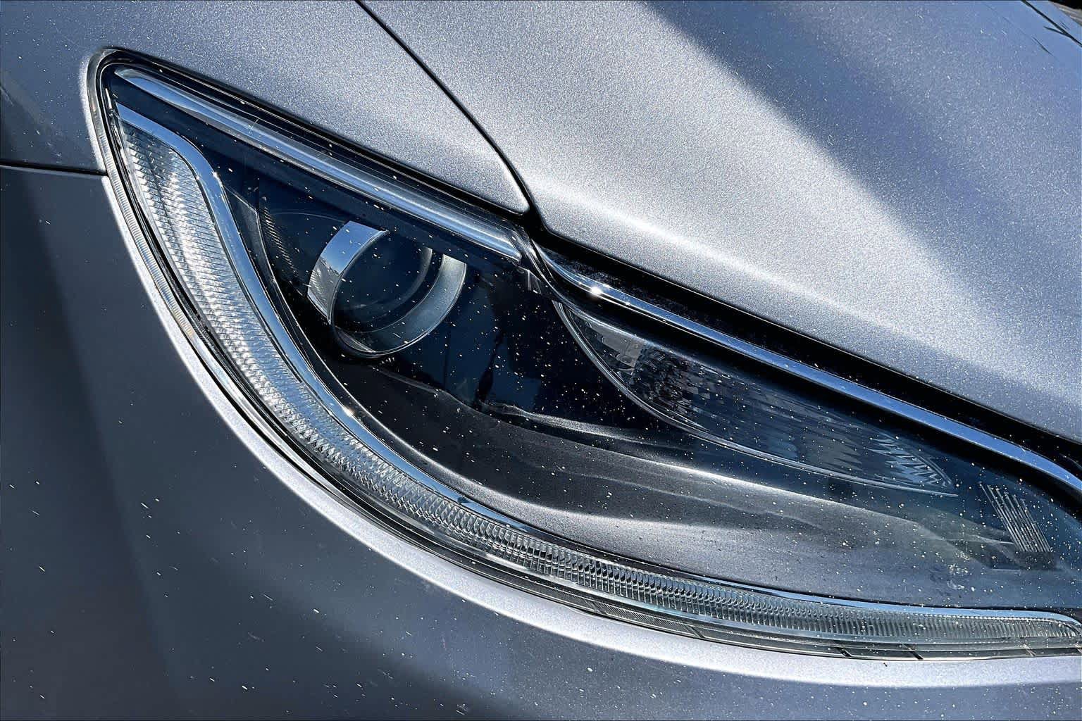 Used 2016 Chrysler 200 Limited FWD image 27