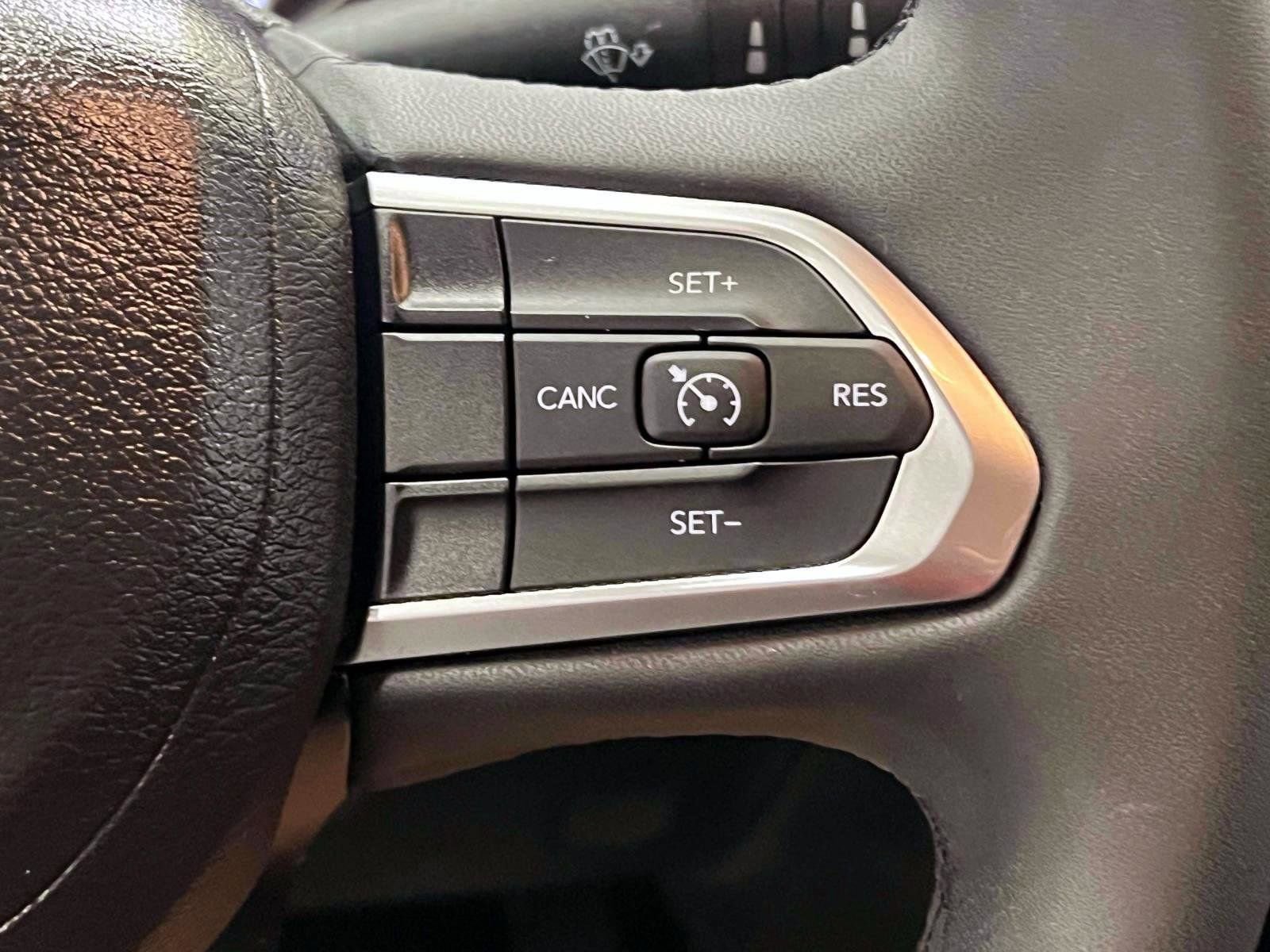 Used 2022 Jeep Compass Latitude AWD/4WD image 22