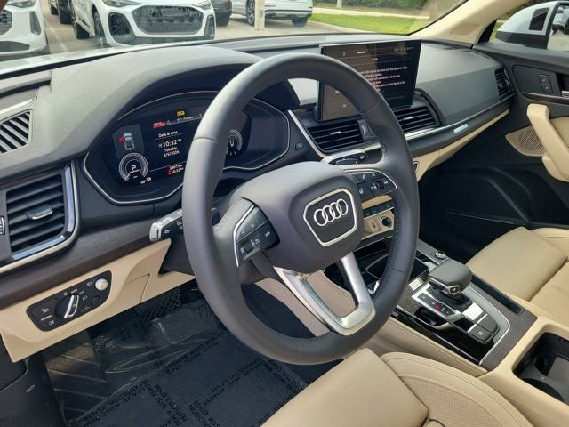 Certified 2024 Audi Q5 e Prestige w/ Prestige Package AWD/4WD image 16