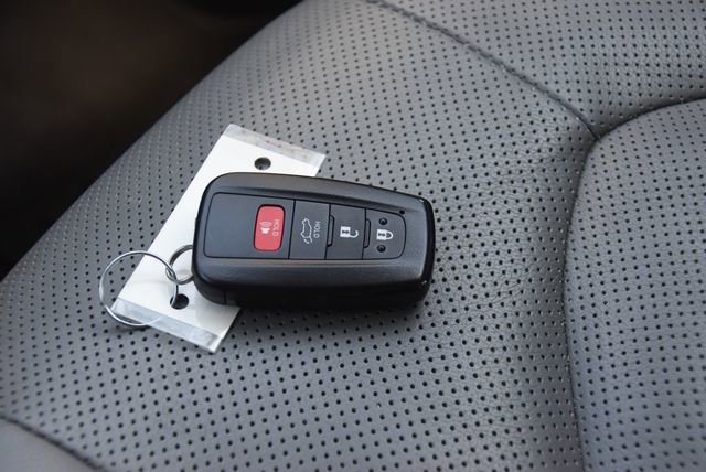 Used 2021 Toyota Highlander Platinum image 43