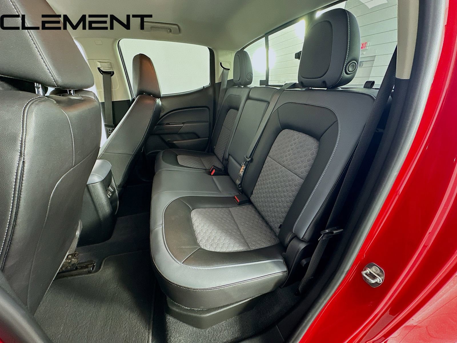 Used 2020 Chevrolet Colorado Z71 image 32