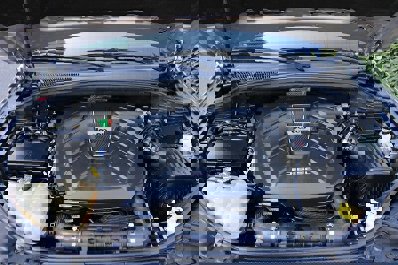 Used 2015 Jeep Grand Cherokee Limited image 19