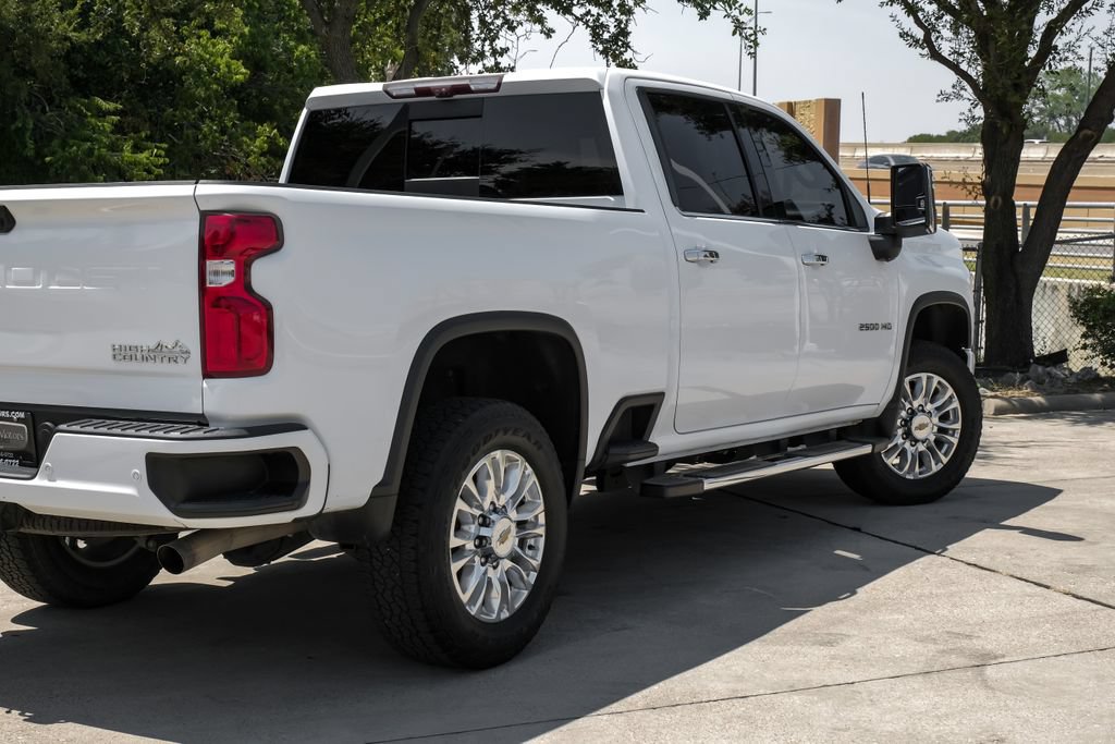 Used 2022 Chevrolet Silverado 2500 High Country AWD/4WD image 17
