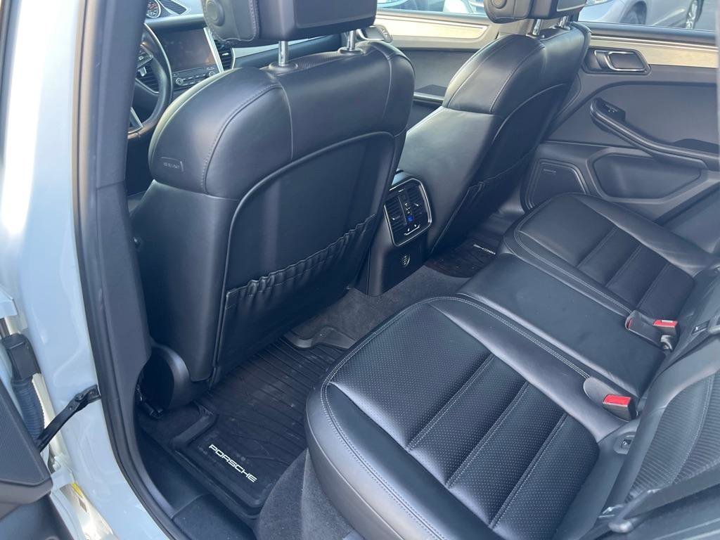 Used 2017 Porsche Macan GTS w/ Premium Package Plus image 14