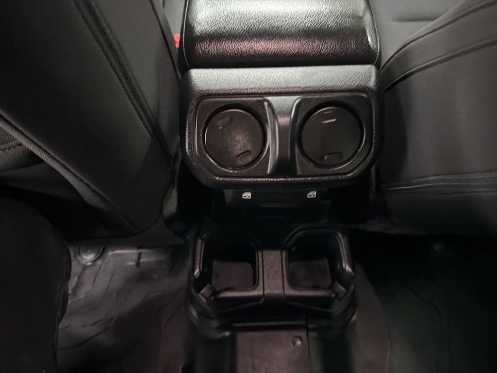 Used 2018 Jeep Wrangler Unlimited Sport S image 24