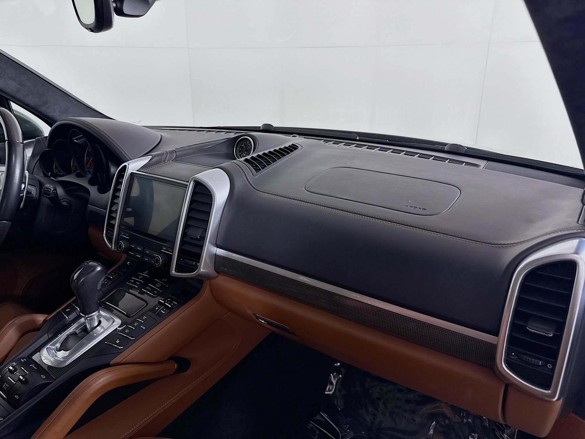 Certified 2018 Porsche Cayenne GTS AWD/4WD image 30