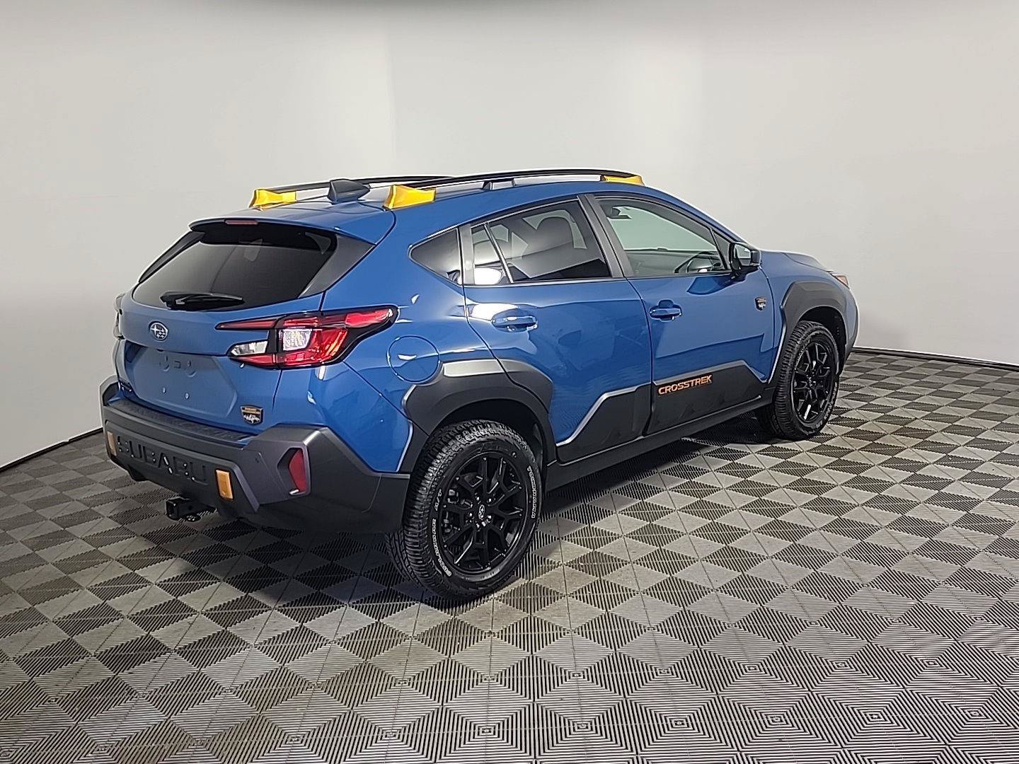 Used 2024 Subaru Crosstrek 2.5i Wilderness w/ Wilderness Package AWD/4WD image 4