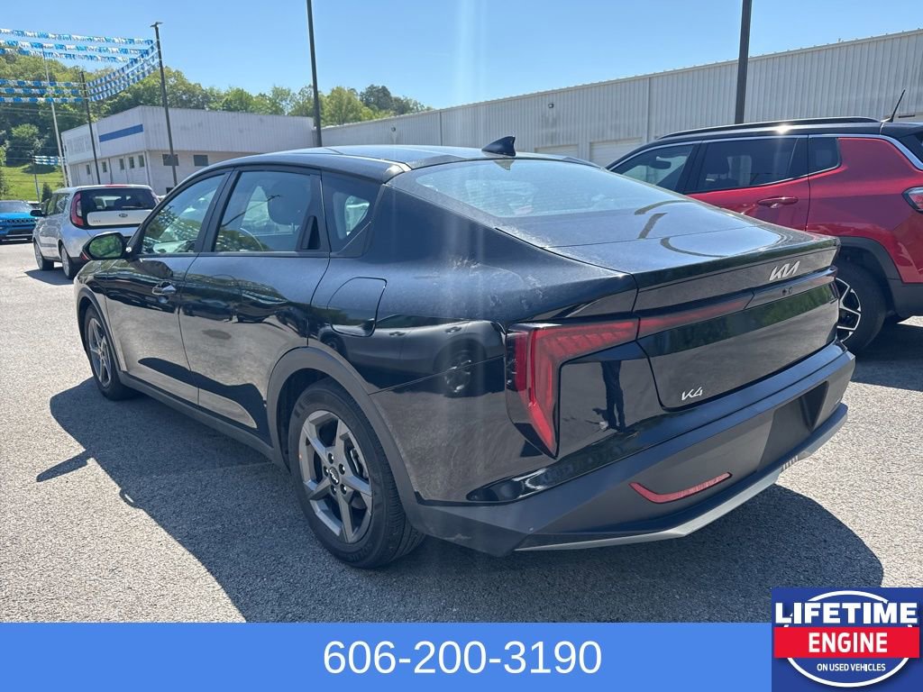 Used 2025 Kia K4 LXS FWD image 9