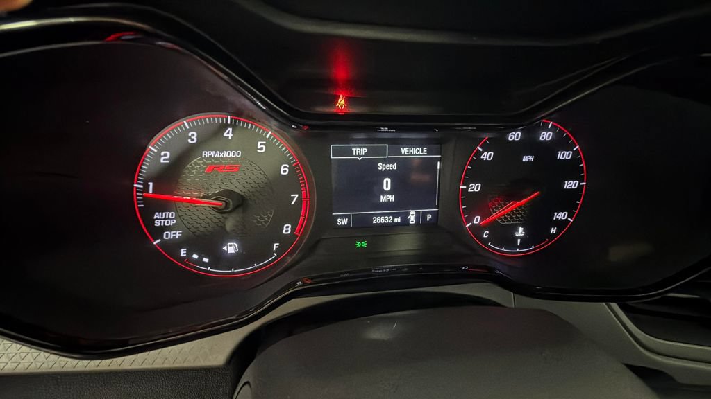 Used 2024 Chevrolet Trax RS w/ Sunroof Package FWD image 21
